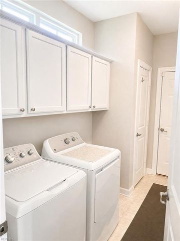 312 Wildlife TRCE, Chesapeake, VA 23320