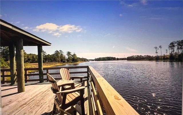 312 Wildlife TRCE, Chesapeake, VA 23320