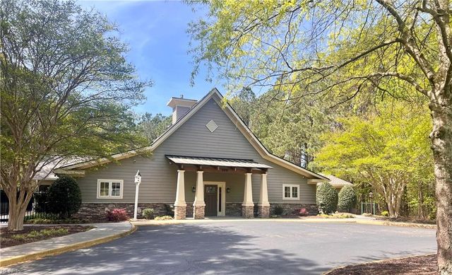 312 Wildlife TRCE, Chesapeake, VA 23320