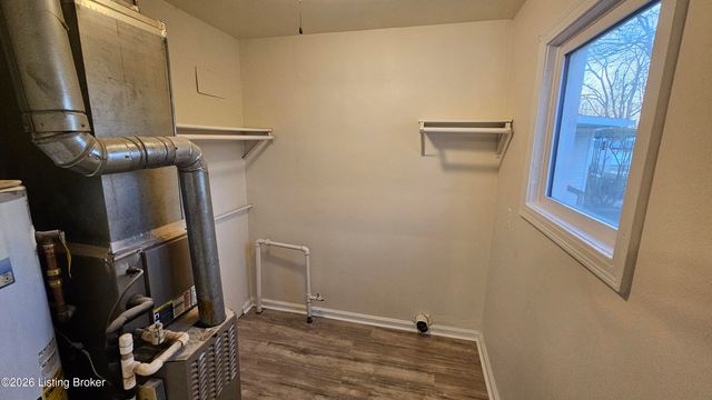 929 Beecher St, Louisville, KY 40215