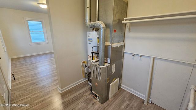 929 Beecher St, Louisville, KY 40215