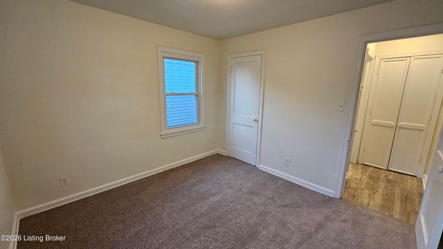 929 Beecher St, Louisville, KY 40215