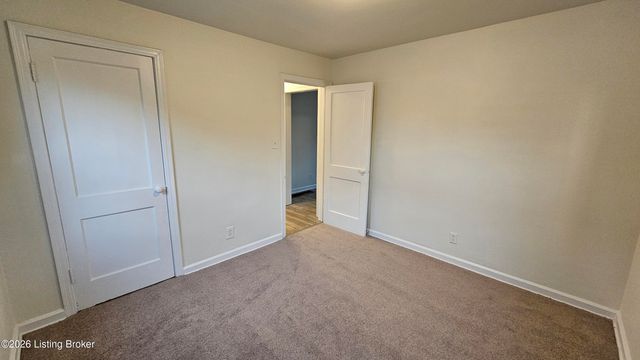 929 Beecher St, Louisville, KY 40215