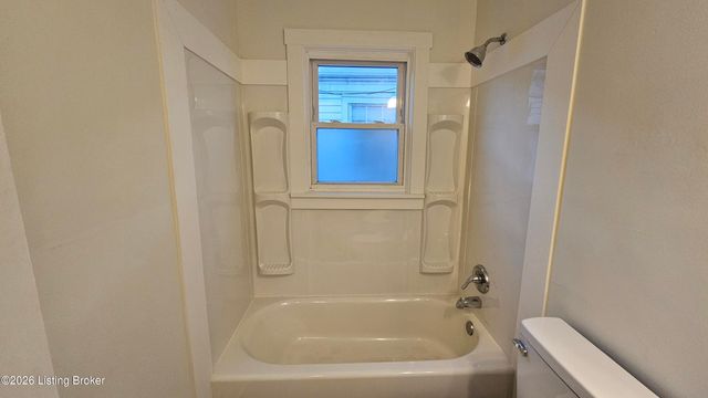 929 Beecher St, Louisville, KY 40215