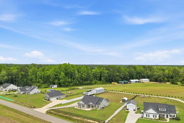 7716 Hunting Swamp Rd., Conway, SC 29527