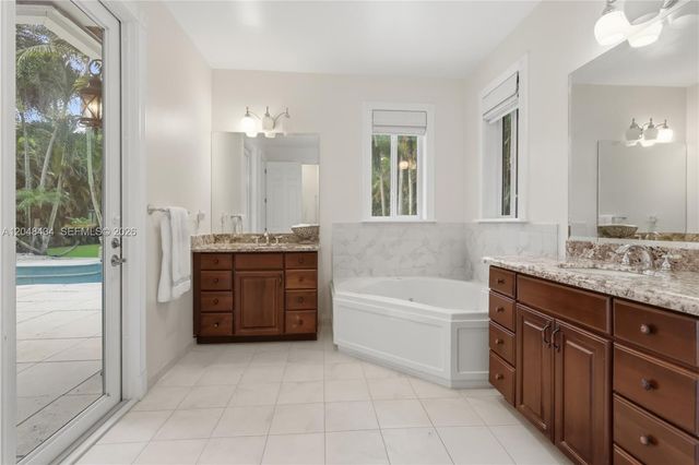 12200 NW 21st Ct, Plantation, FL 33323