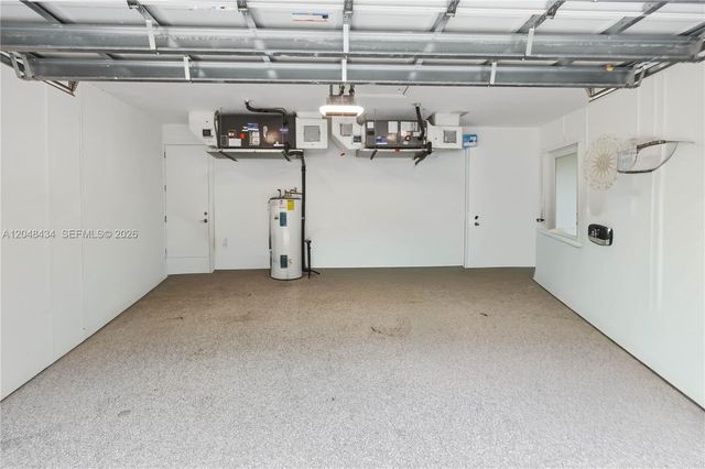 12200 NW 21st Ct, Plantation, FL 33323