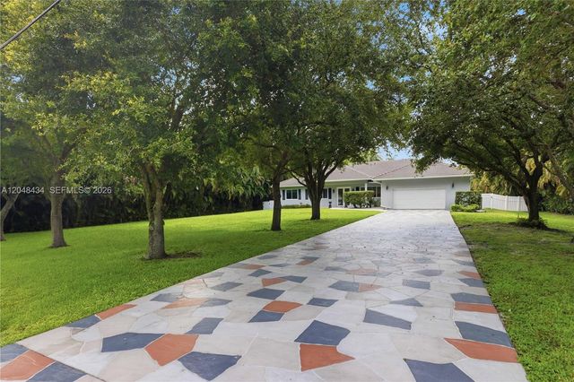 12200 NW 21st Ct, Plantation, FL 33323