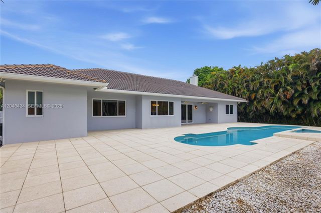 12200 NW 21st Ct, Plantation, FL 33323