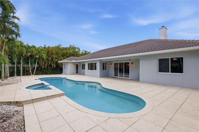 12200 NW 21st Ct, Plantation, FL 33323