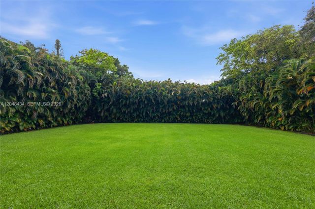 12200 NW 21st Ct, Plantation, FL 33323