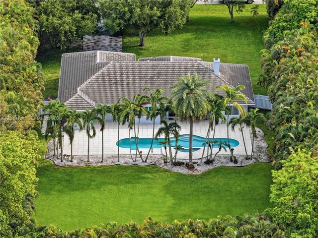 12200 NW 21st Ct, Plantation, FL 33323