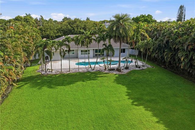 12200 NW 21st Ct, Plantation, FL 33323