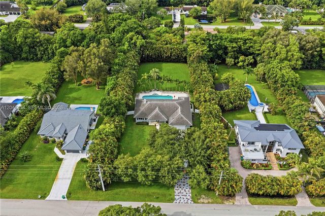 12200 NW 21st Ct, Plantation, FL 33323