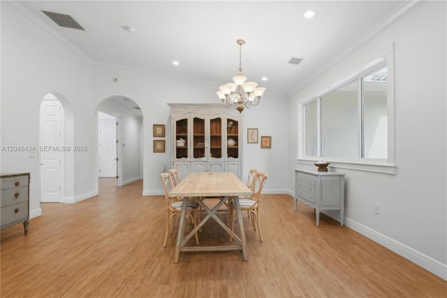 12200 NW 21st Ct, Plantation, FL 33323