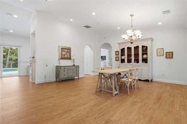 12200 NW 21st Ct, Plantation, FL 33323