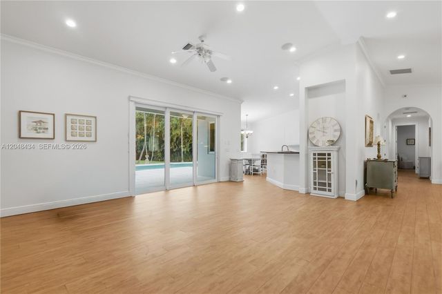12200 NW 21st Ct, Plantation, FL 33323