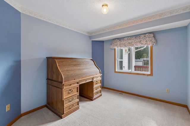 14116 Essex Lane, Apple Valley, MN 55124