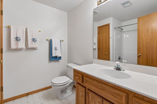 14116 Essex Lane, Apple Valley, MN 55124