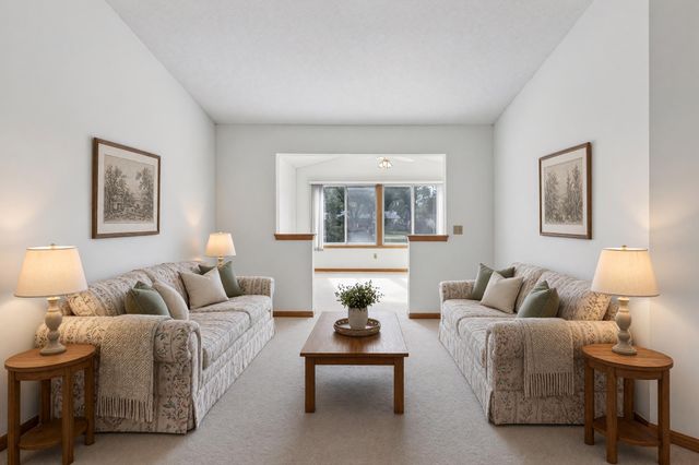 14116 Essex Lane, Apple Valley, MN 55124