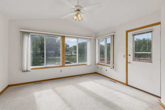 14116 Essex Lane, Apple Valley, MN 55124