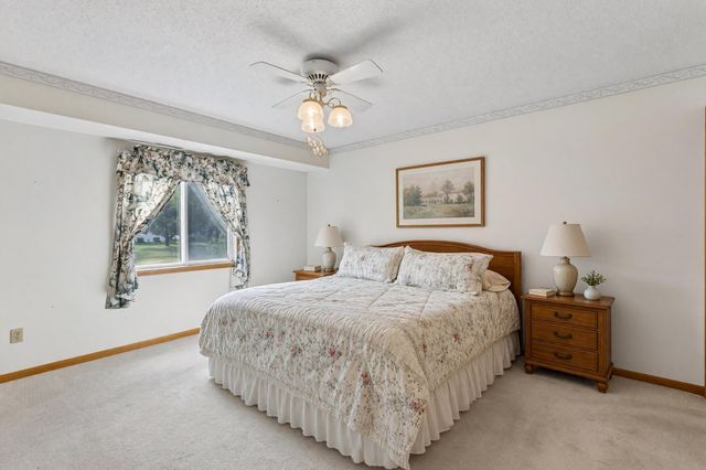 14116 Essex Lane, Apple Valley, MN 55124