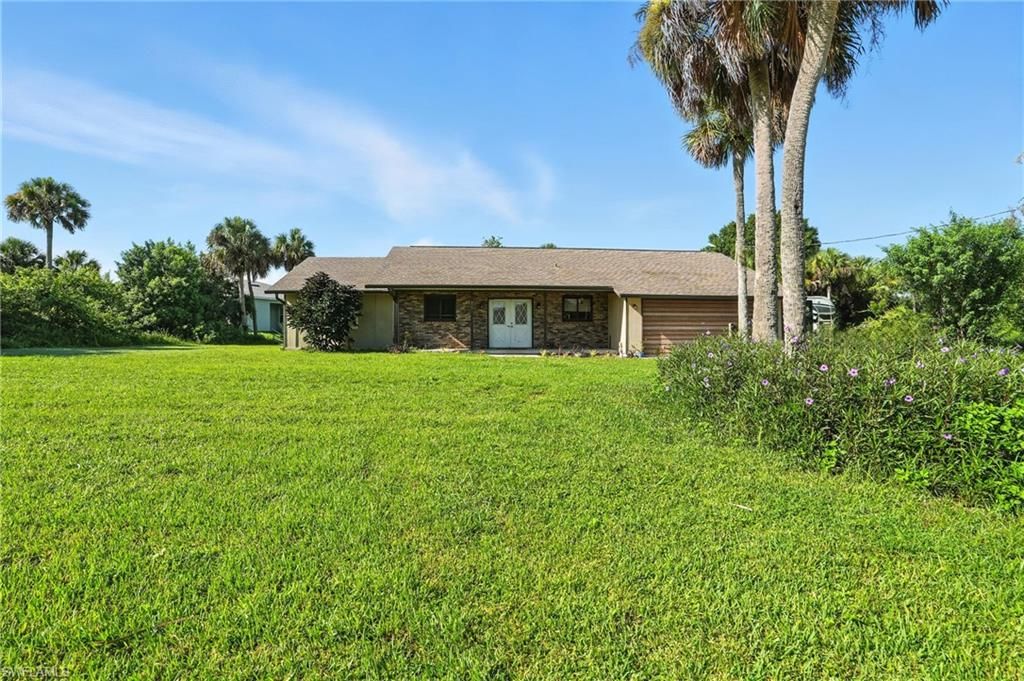 5006 Pike LN, LABELLE, FL 33935 — exterior