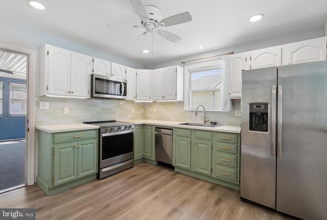 312 MAPLE AVE, Baltimore, MD 21221