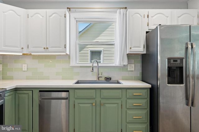 312 MAPLE AVE, Baltimore, MD 21221