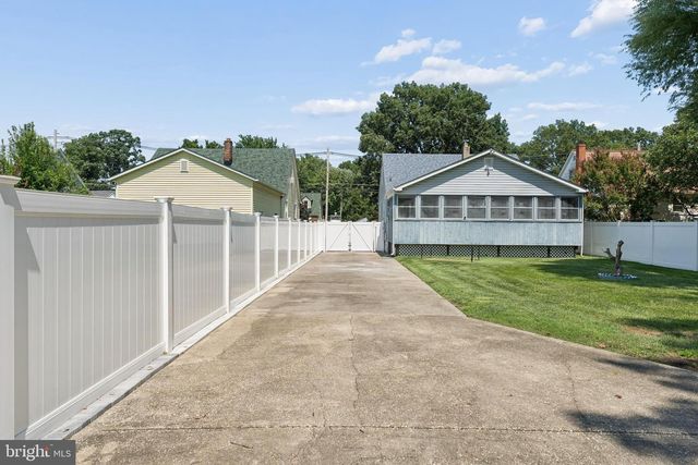312 MAPLE AVE, Baltimore, MD 21221