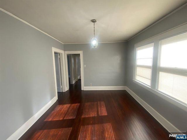 133 Willowdale Avenue, Montclair, NJ 07042