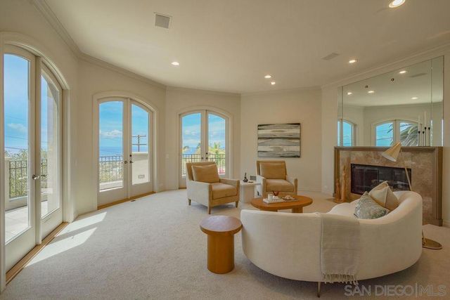 5931 La Jolla Corona, La Jolla, CA 92037