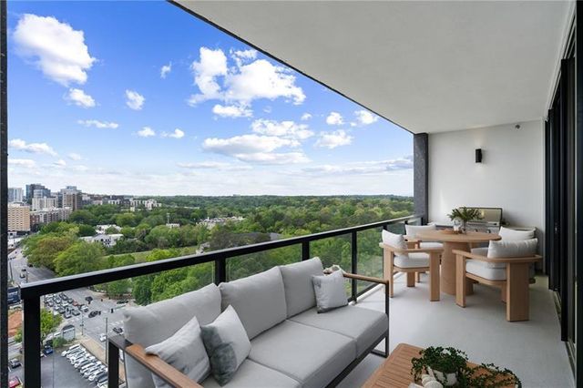 2425 Peachtree Road NE 1409, Atlanta, GA 30305