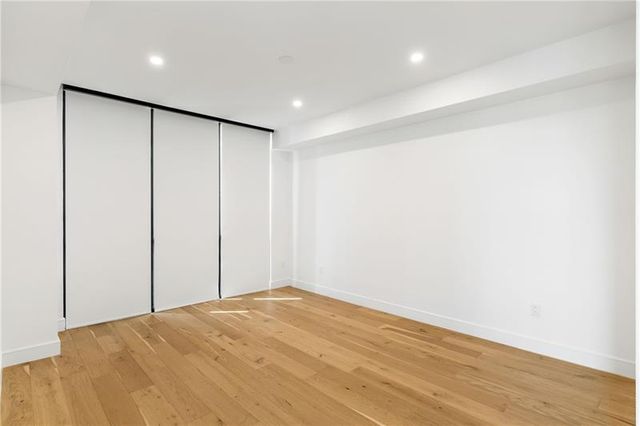 2425 Peachtree Road NE 1409, Atlanta, GA 30305