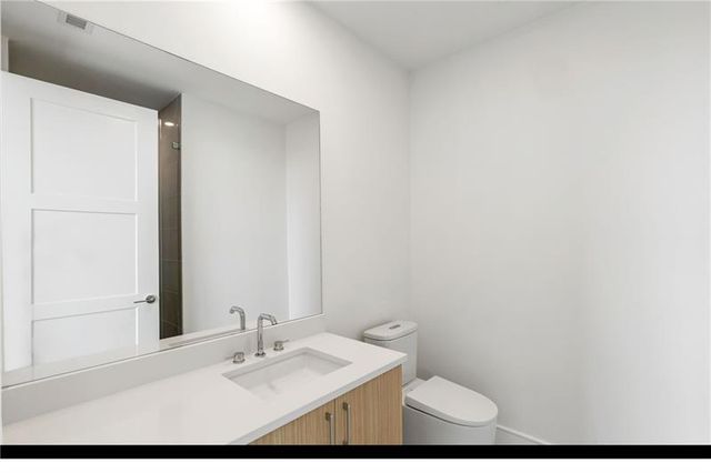 2425 Peachtree Road NE 1409, Atlanta, GA 30305