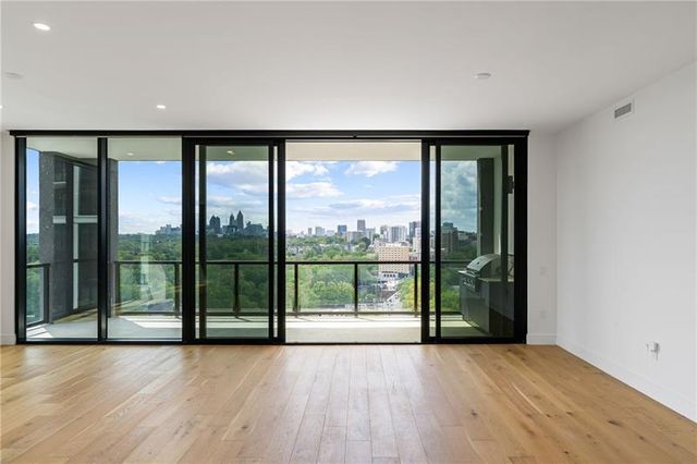 2425 Peachtree Road NE 1409, Atlanta, GA 30305