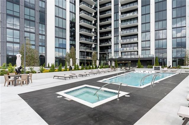 2425 Peachtree Road NE 1409, Atlanta, GA 30305