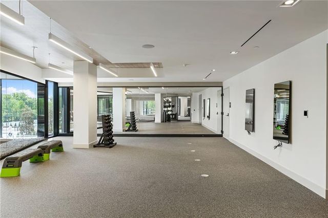 2425 Peachtree Road NE 1409, Atlanta, GA 30305
