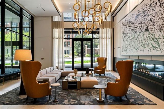 2425 Peachtree Road NE 1409, Atlanta, GA 30305
