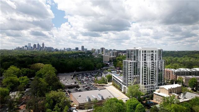 2425 Peachtree Road NE 1409, Atlanta, GA 30305