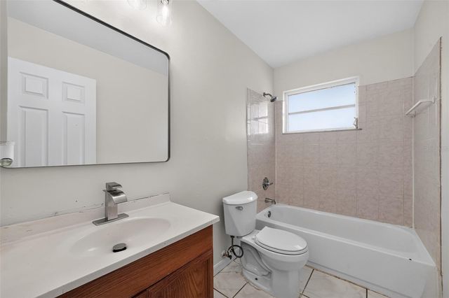 774 HAMPTON DRIVE NE, Palm Bay, FL 32905