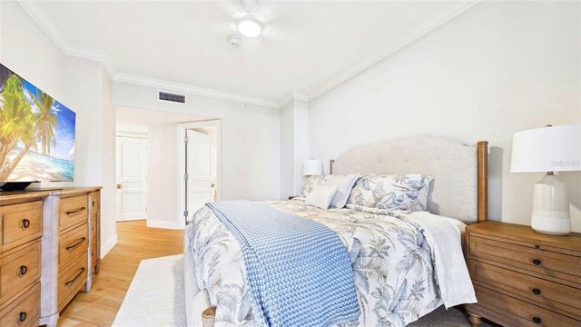 1241 GULF OF MEXICO DRIVE 506, Longboat Key, FL 34228
