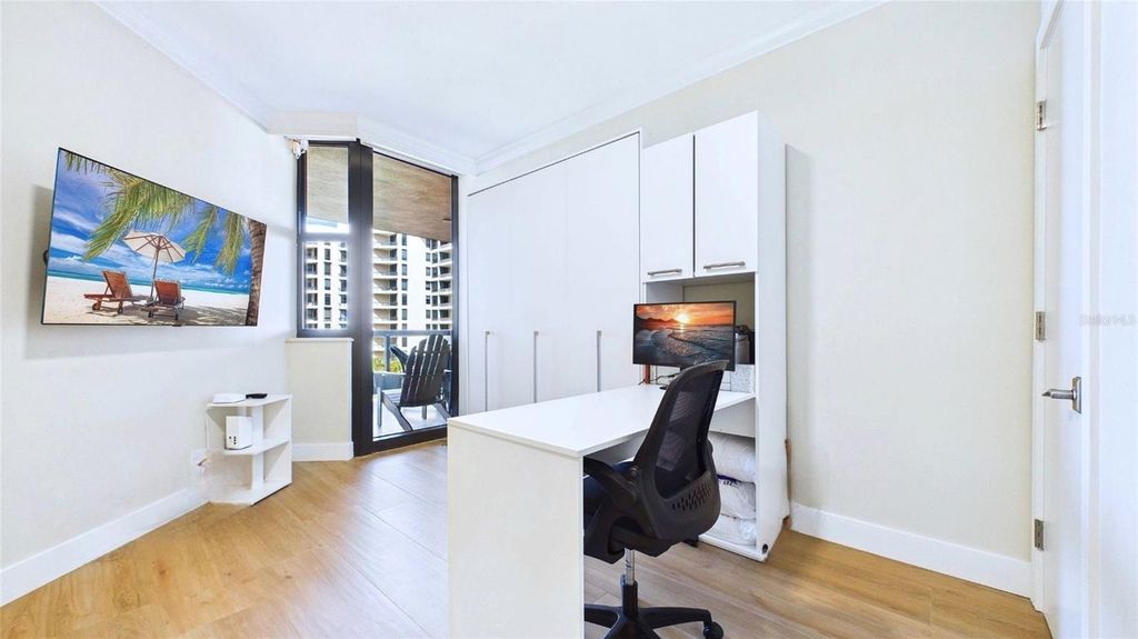 Image 19 of property listing at 1241 GULF OF MEXICO DRIVE 506, Longboat Key, FL 34228