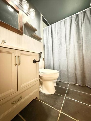 9817 E 67th Terrace, Raytown, MO 64133