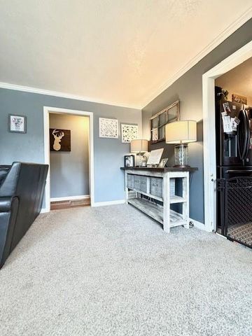 9817 E 67th Terrace, Raytown, MO 64133