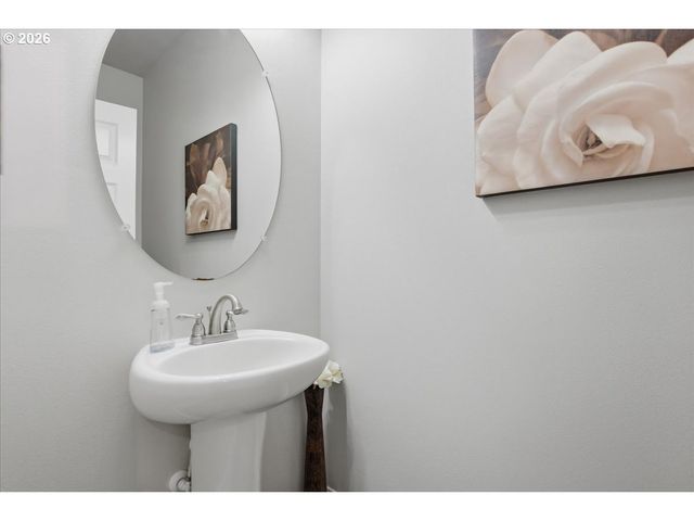 3293 N ABERNATHY Cir, Ridgefield, WA 98642