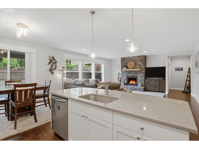 3293 N ABERNATHY Cir, Ridgefield, WA 98642