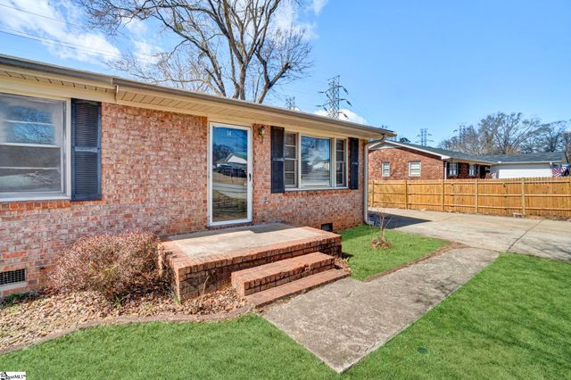 14 Penarth Drive, Greenville, SC 29617