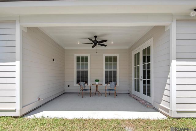 5189 Stonewater Dr, Gonzales, LA 70737