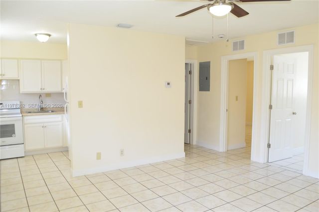 701 SW 15th Ave 3, Fort Lauderdale, FL 33312